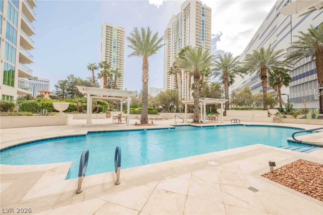 2747 Paradise Road 104