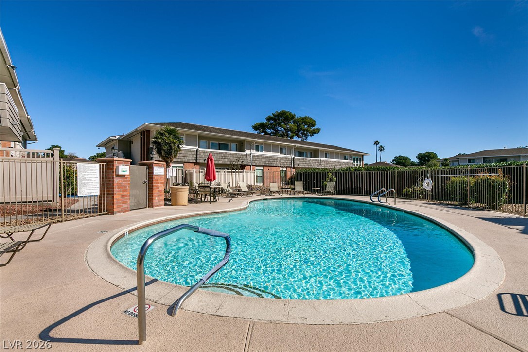 2838 Geary Place 4008