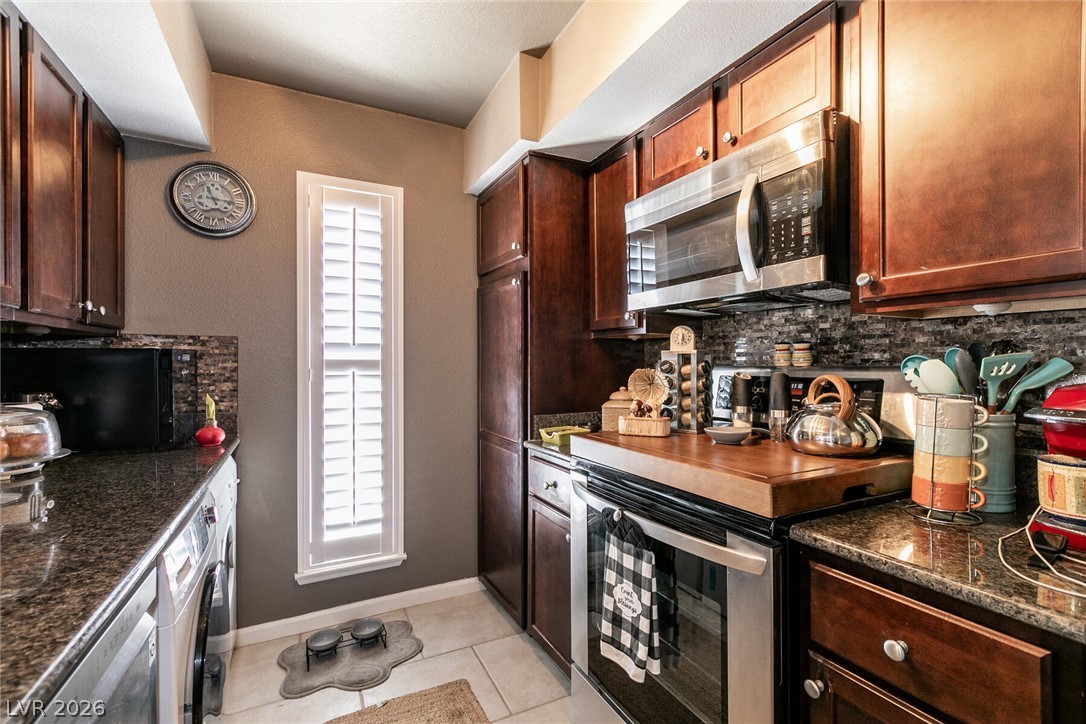2838 Geary Place 4008