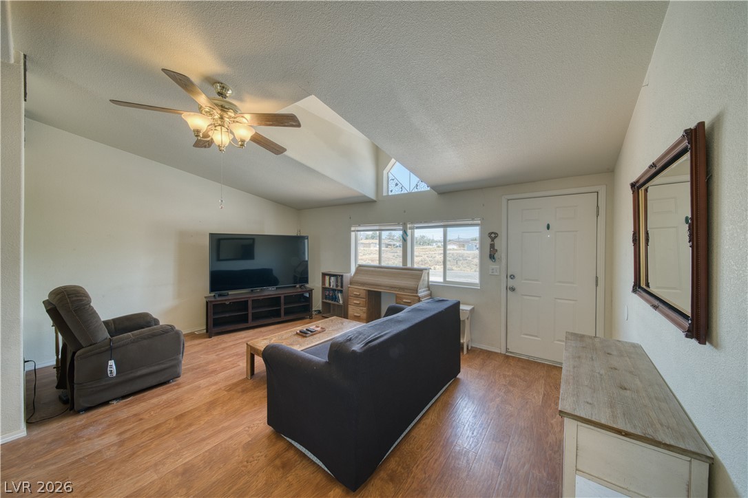 2931 Rio Rancho Drive 4