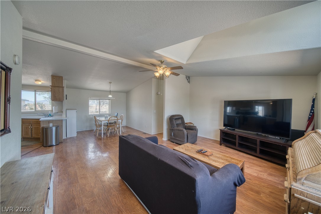 2931 Rio Rancho Drive 4