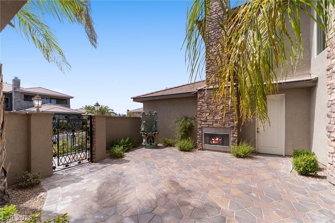 208 East Levi Avenue
