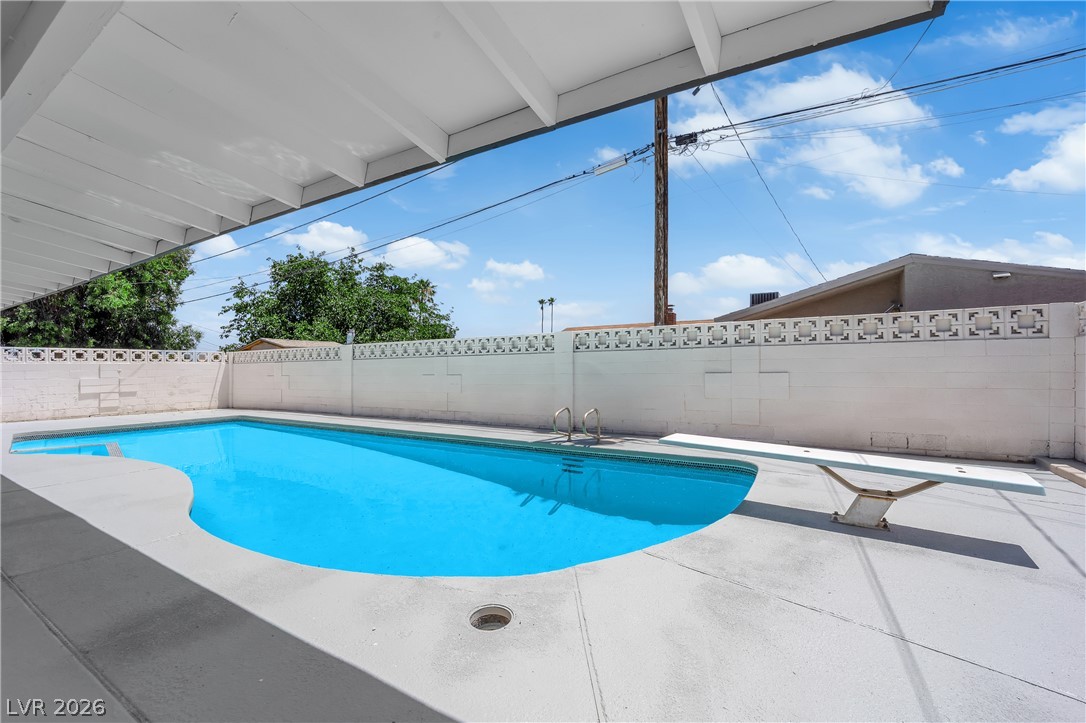 1524 Bonita Avenue