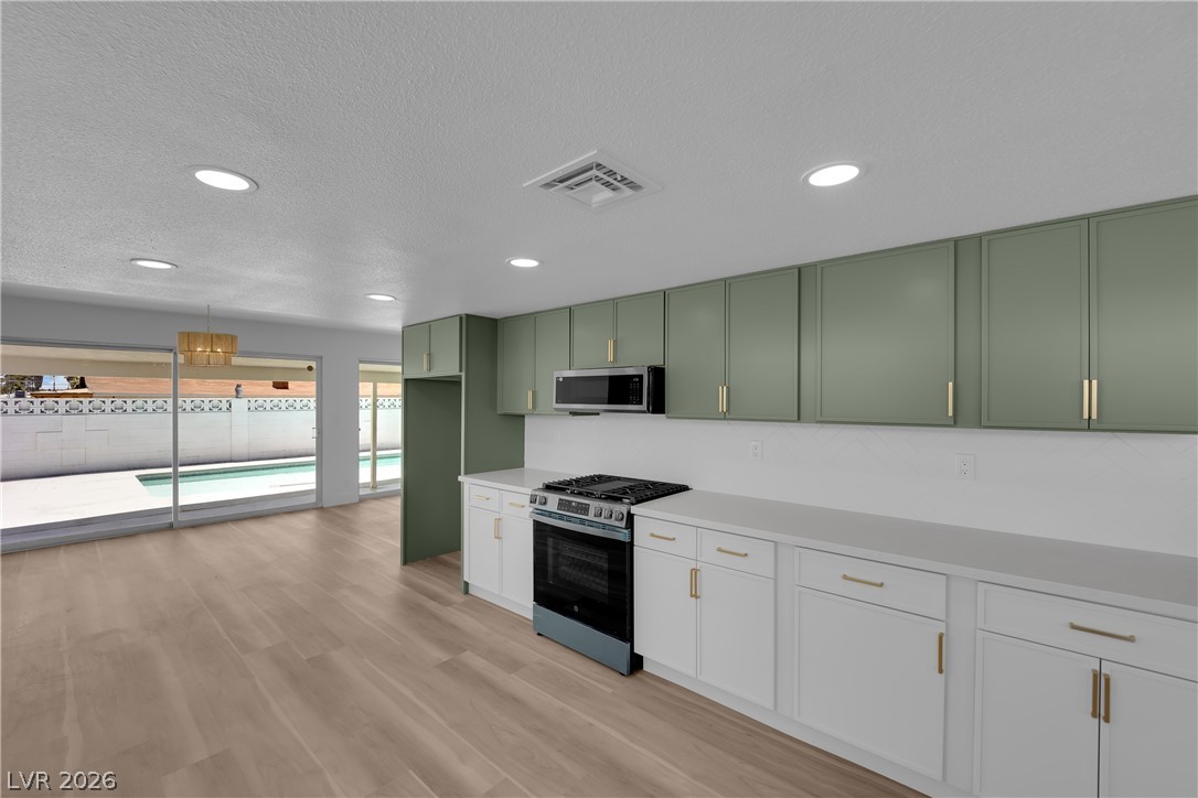 1524 Bonita Avenue