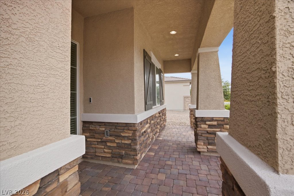 6452 Peace Dove Avenue