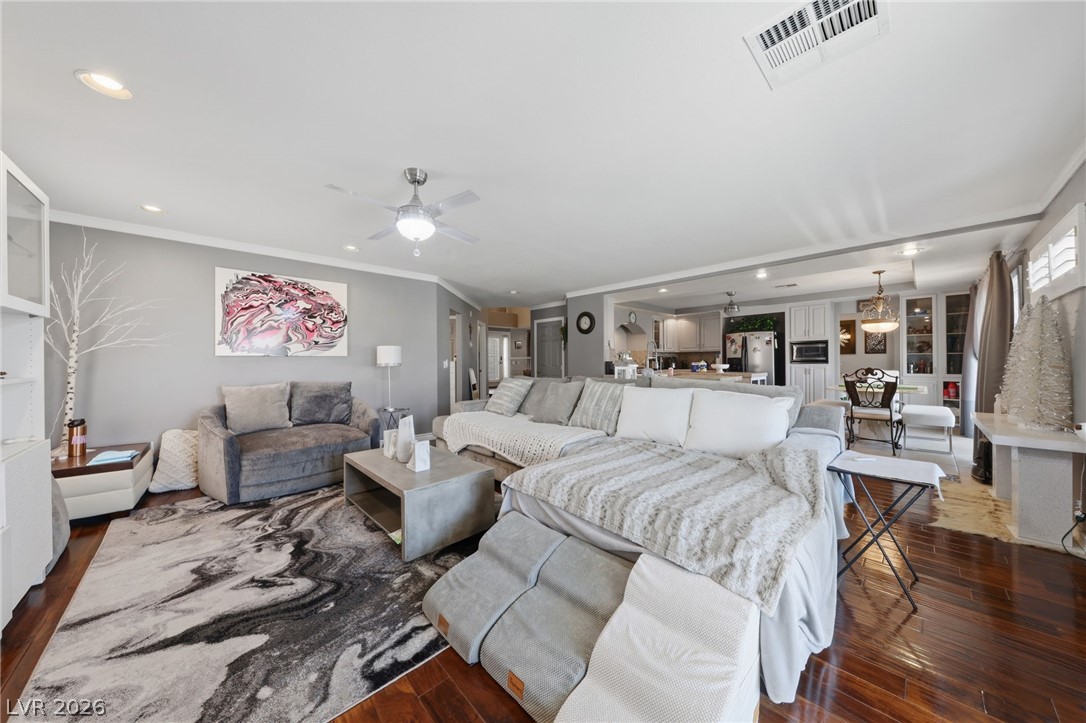 7936 Avalon Mist Street