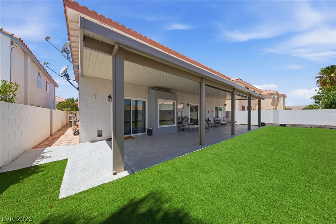 7936 Avalon Mist Street