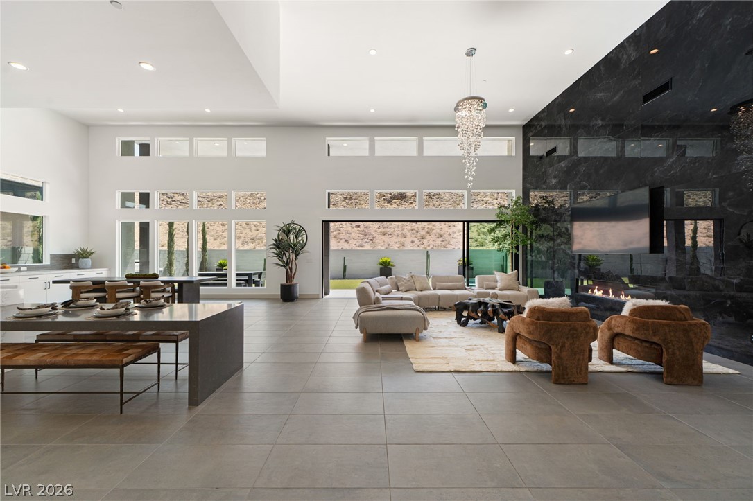 5201 Peak Climb Drive