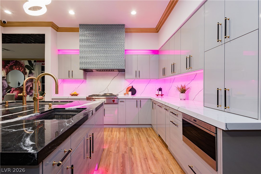 9498 Malasana Court