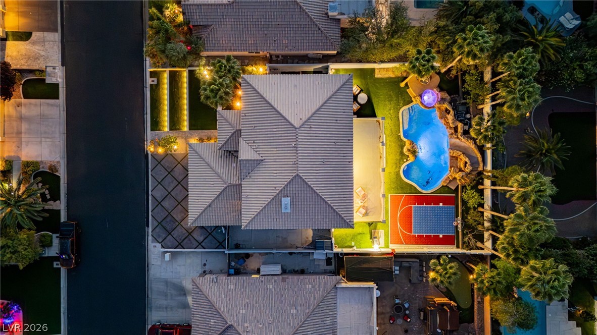 9498 Malasana Court