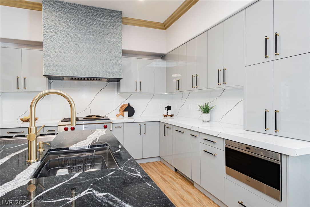 9498 Malasana Court