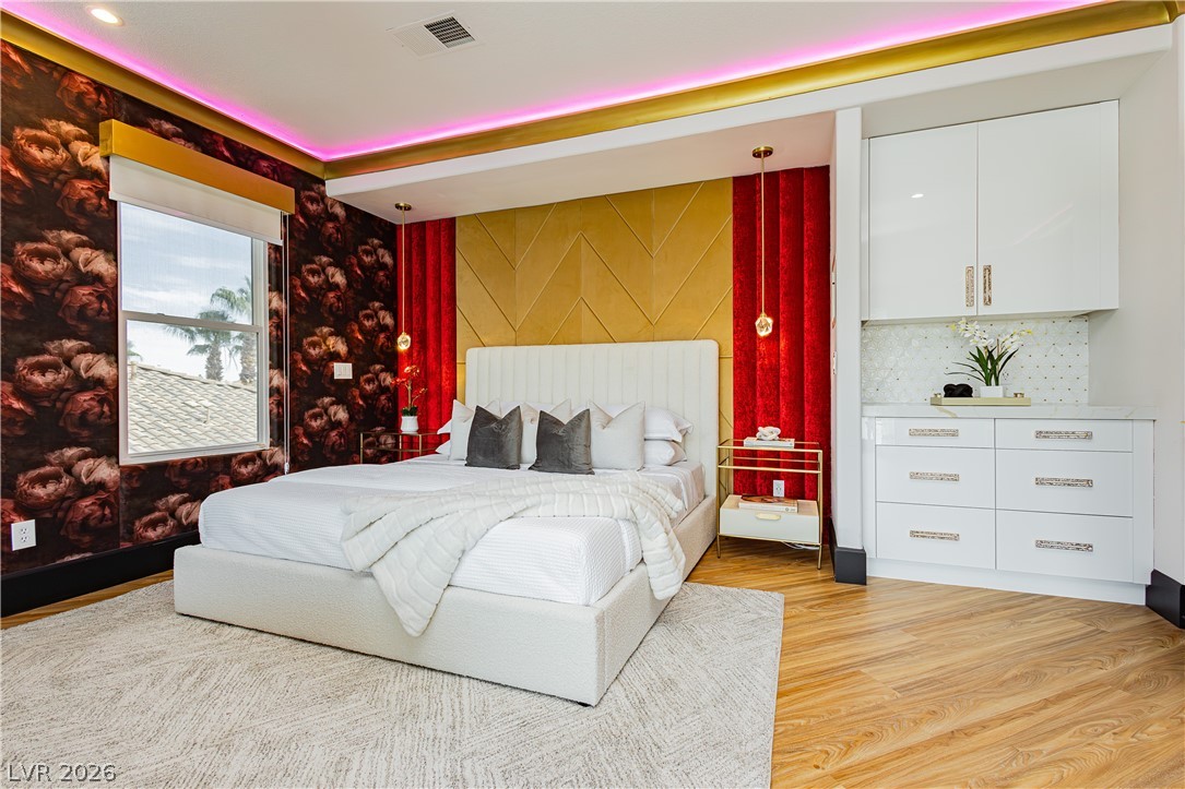 9498 Malasana Court