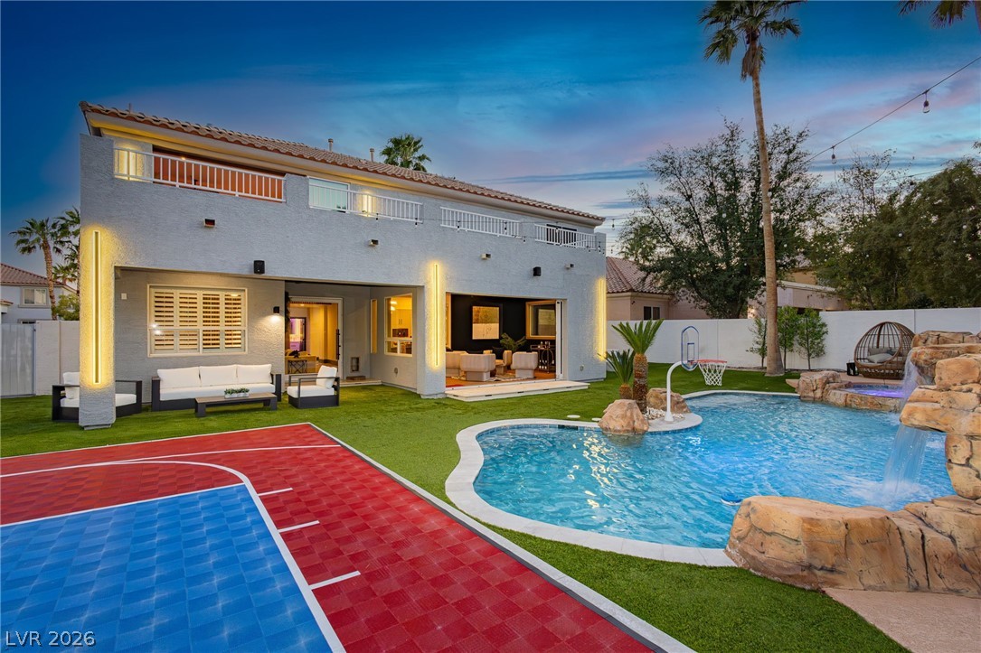 9498 Malasana Court