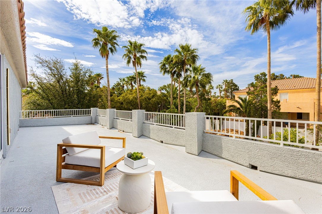 9498 Malasana Court