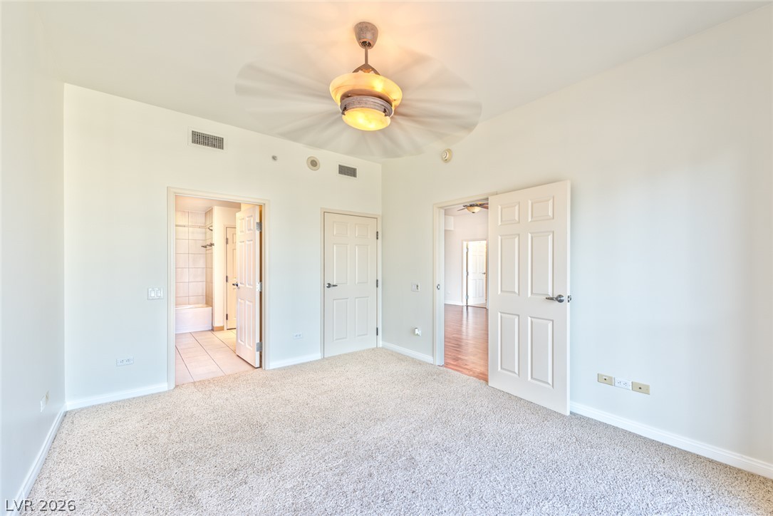 200 Sahara Avenue 2507