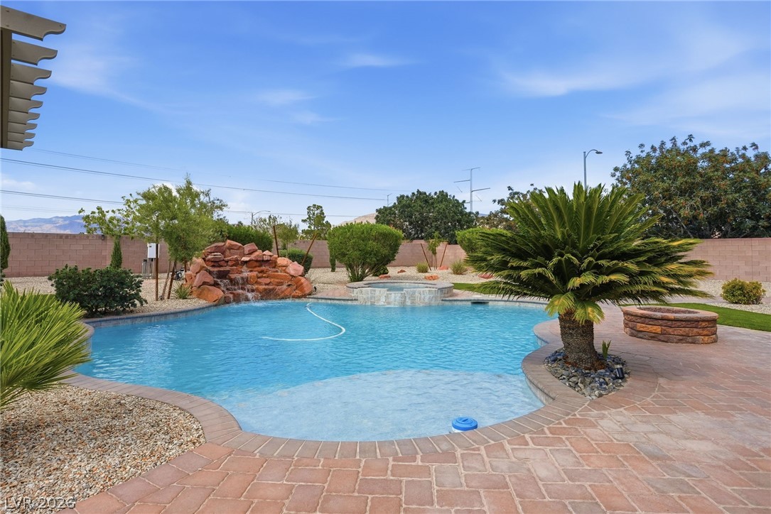 8420 Cedar Mill Falls Court