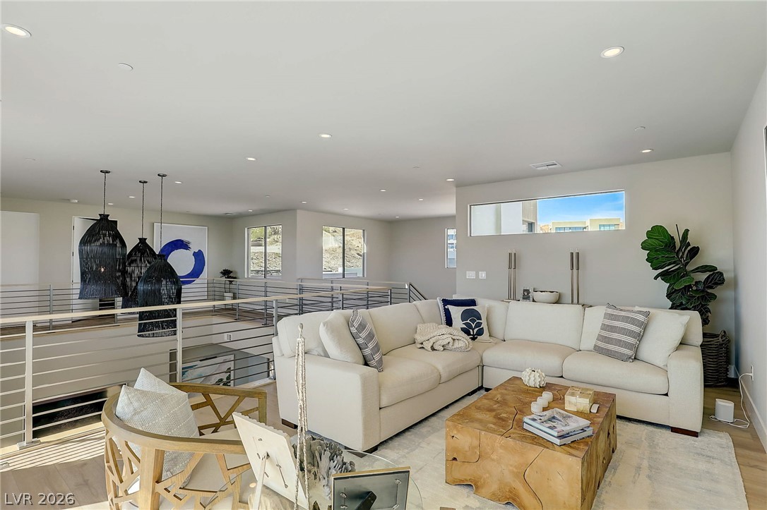 12 Highland Cove Lane
