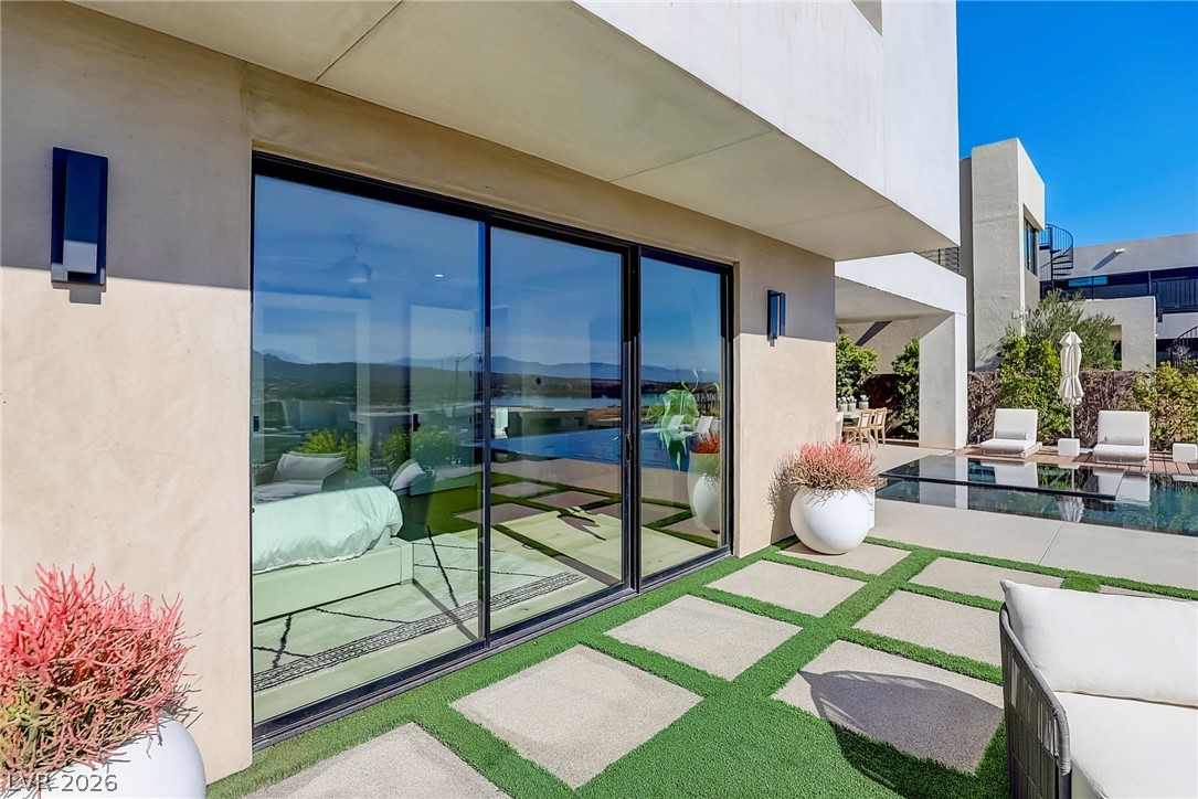 12 Highland Cove Lane