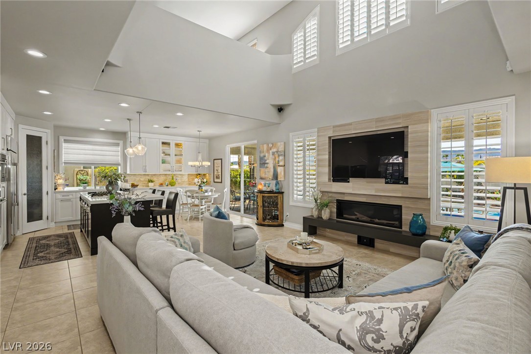 4307 Spooner Lake Circle