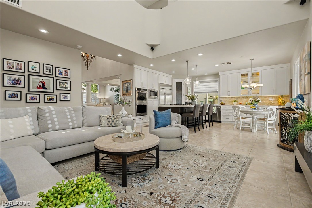 4307 Spooner Lake Circle