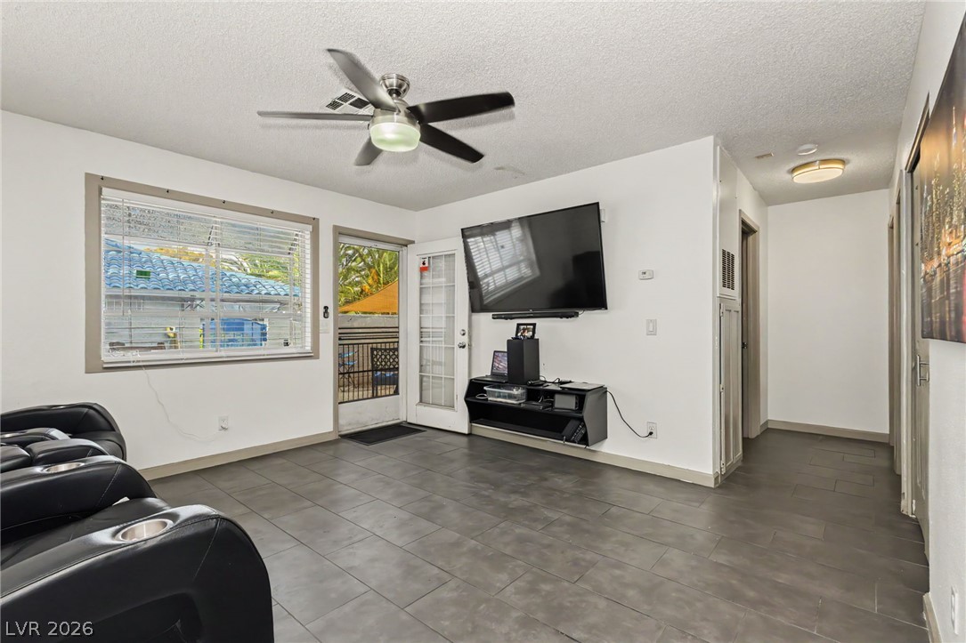 2121 Petersham Court B