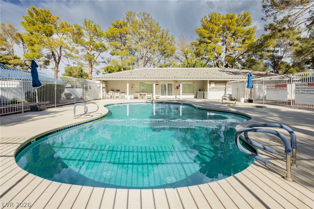 2121 Petersham Court B