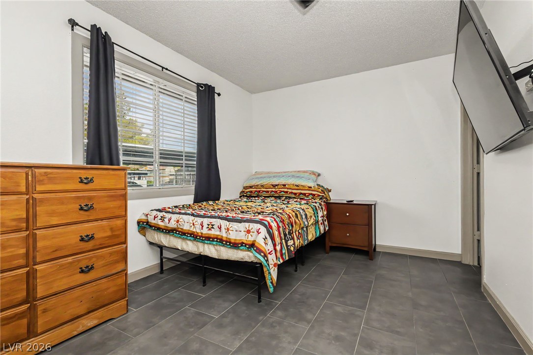 2121 Petersham Court B