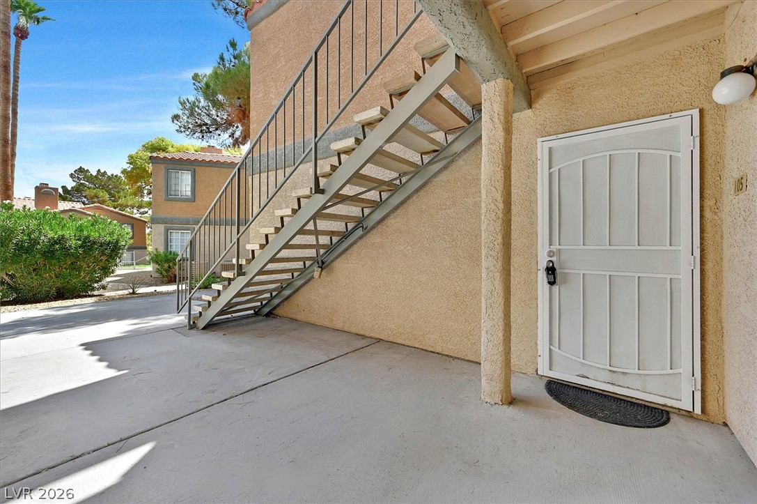 220 Mission Newport Lane 105