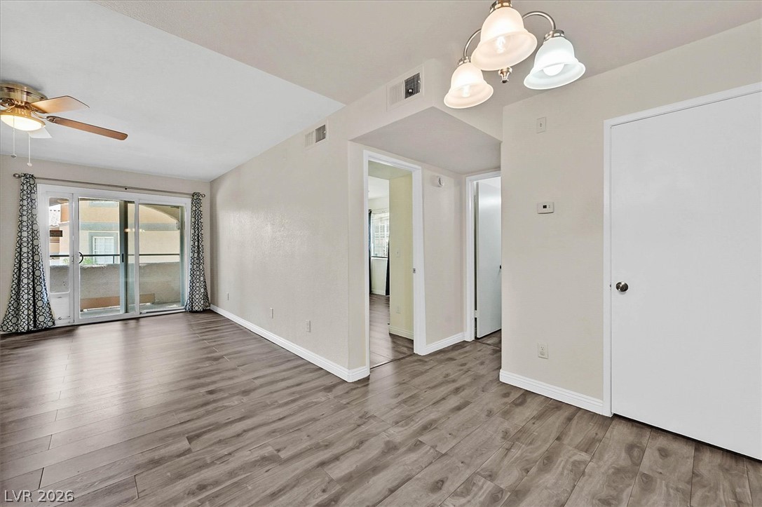 220 Mission Newport Lane 105