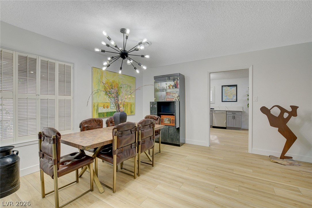 4273 Hazelcrest Drive