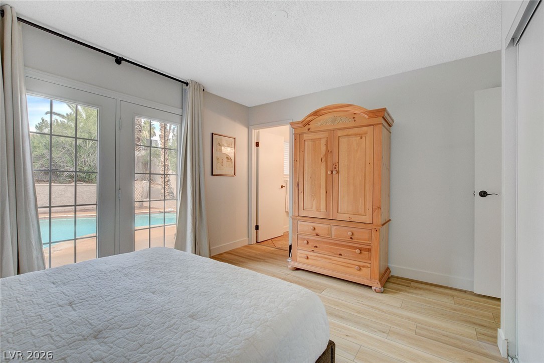 4273 Hazelcrest Drive