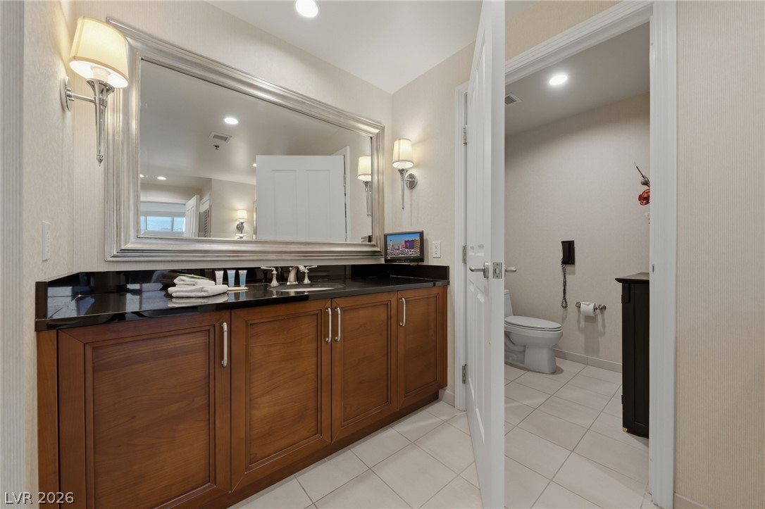 135 East Harmon Avenue 2721