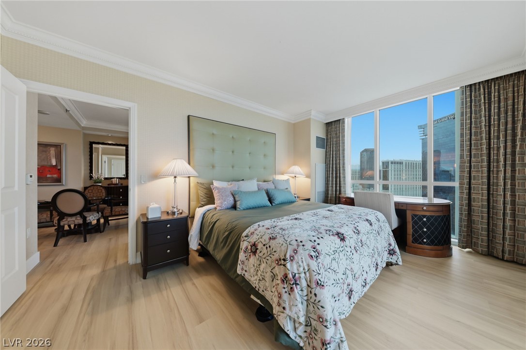 135 East Harmon Avenue 2721