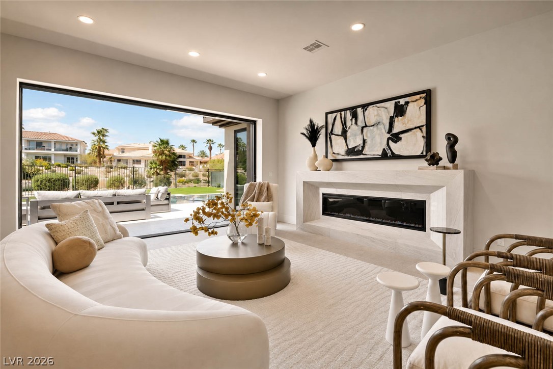 2221 Glenbrook Way
