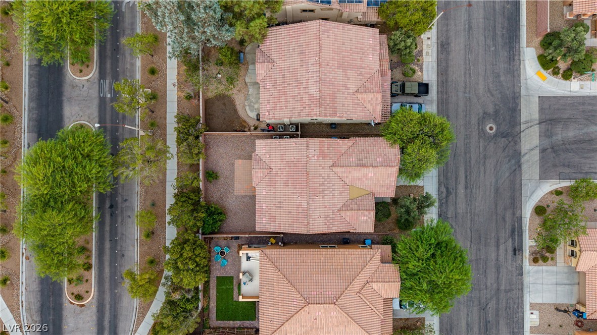 6924 Ghost Ranch Avenue