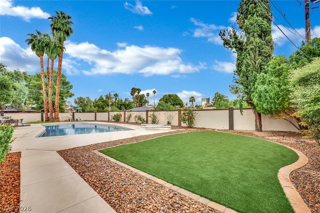 1244 Park Circle