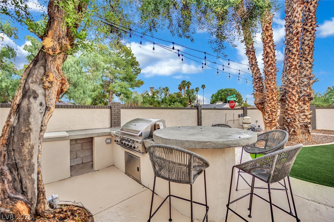 1244 Park Circle