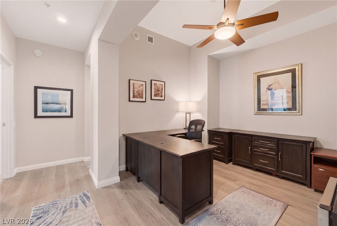 200 West Sahara Avenue 4004