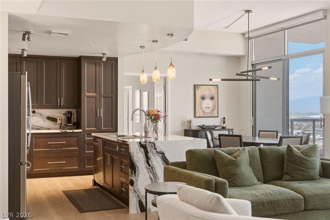 200 West Sahara Avenue 4004