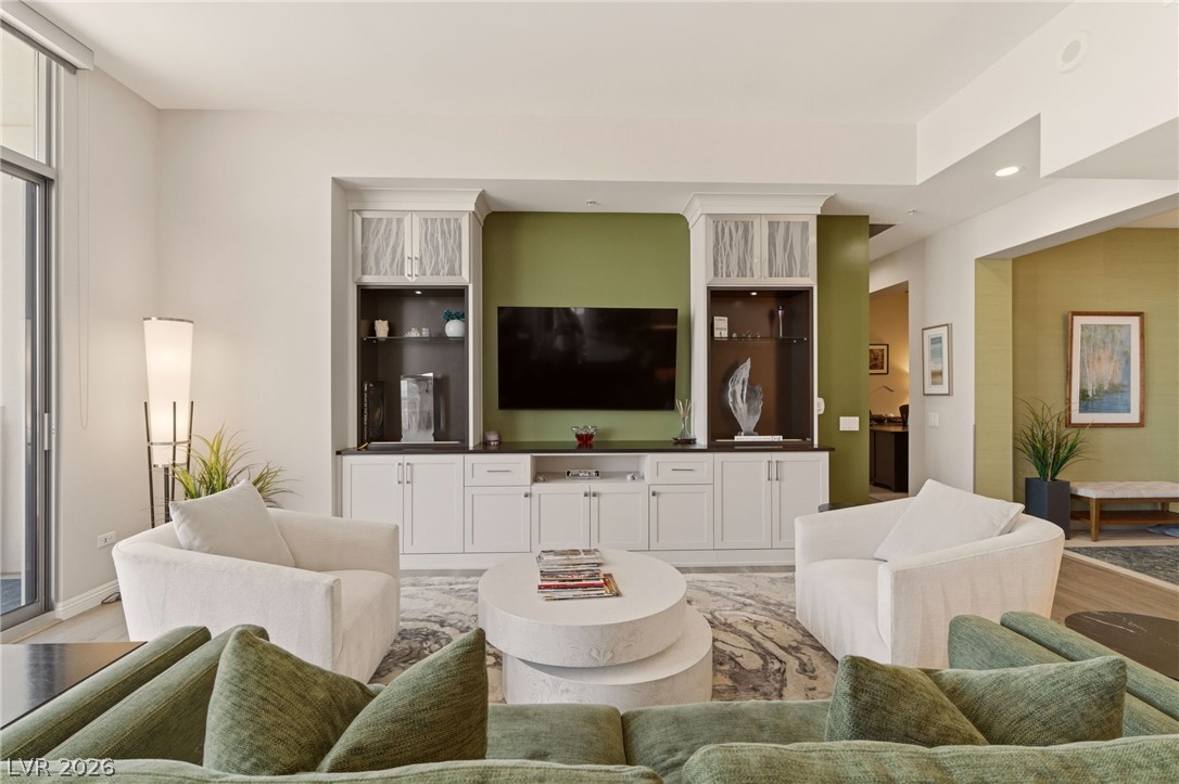 200 West Sahara Avenue 4004