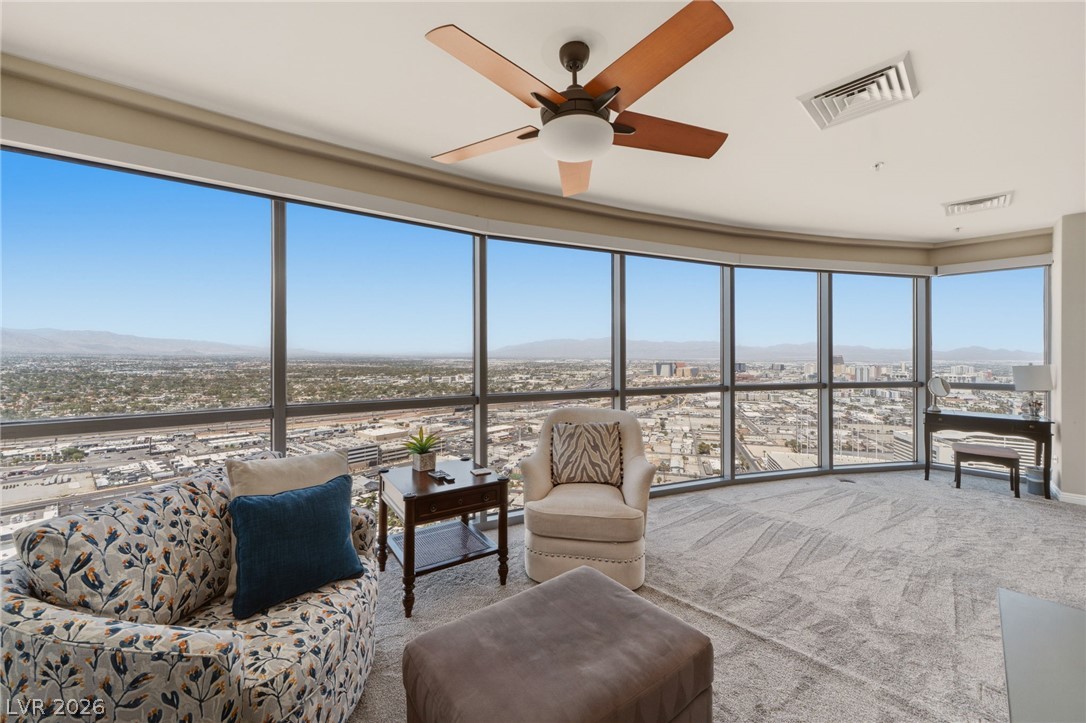200 West Sahara Avenue 4004