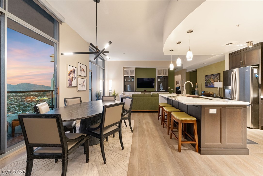 200 West Sahara Avenue 4004