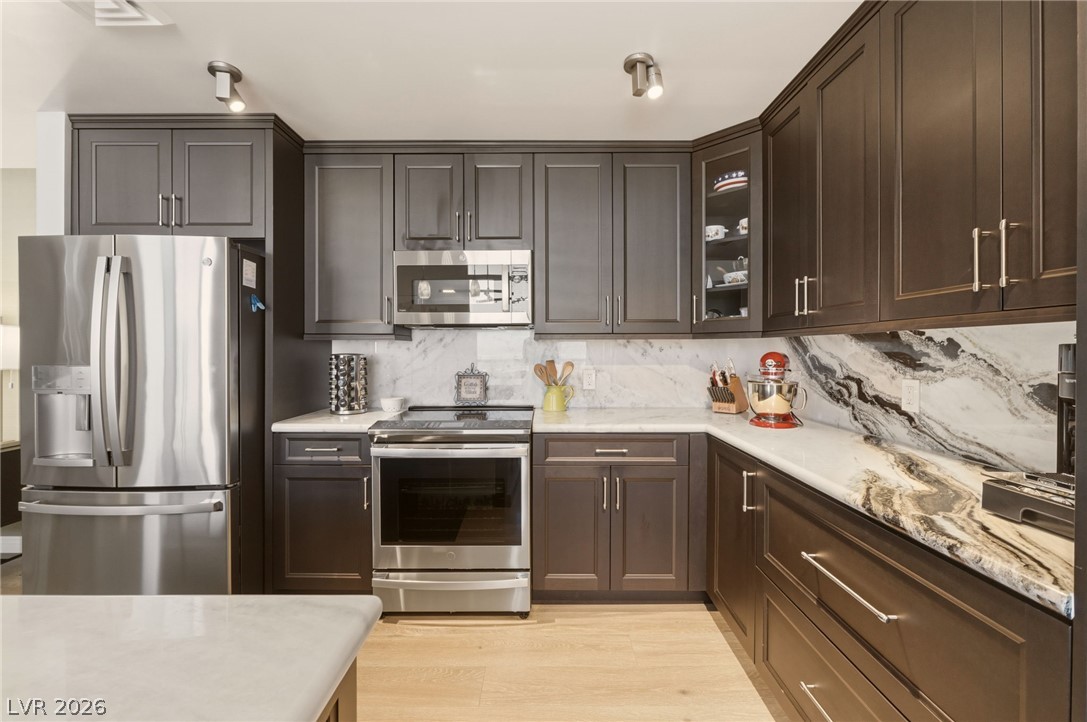 200 West Sahara Avenue 4004