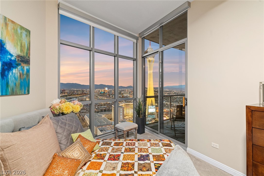 200 West Sahara Avenue 4004