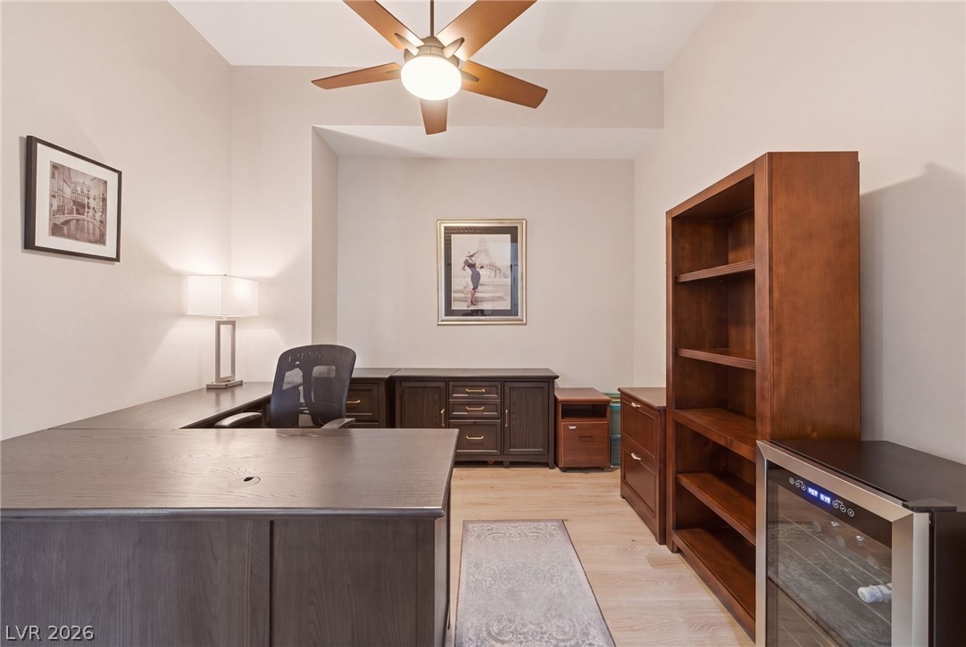 200 West Sahara Avenue 4004