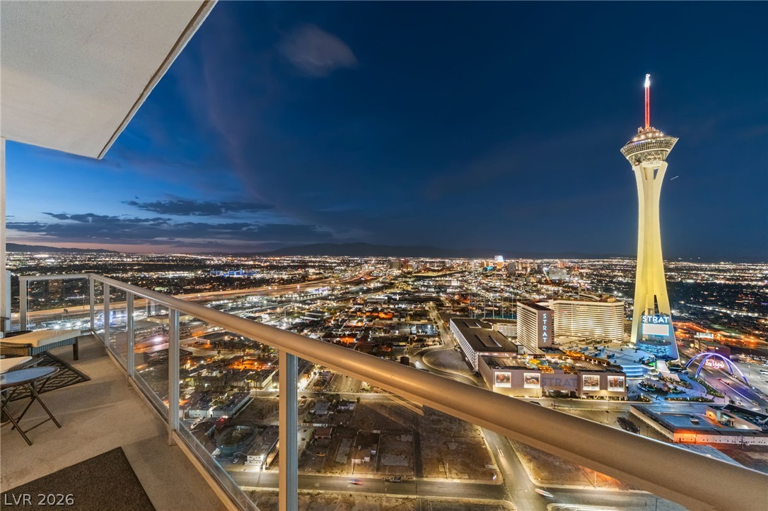 200 West Sahara Avenue 4004