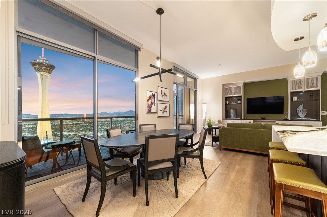 200 West Sahara Avenue 4004