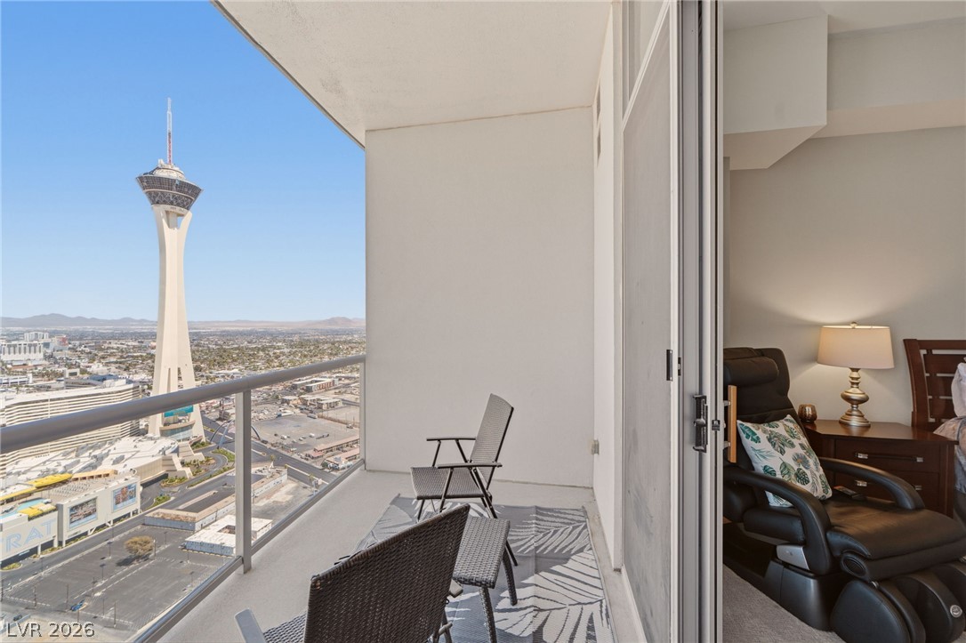 200 West Sahara Avenue 4004