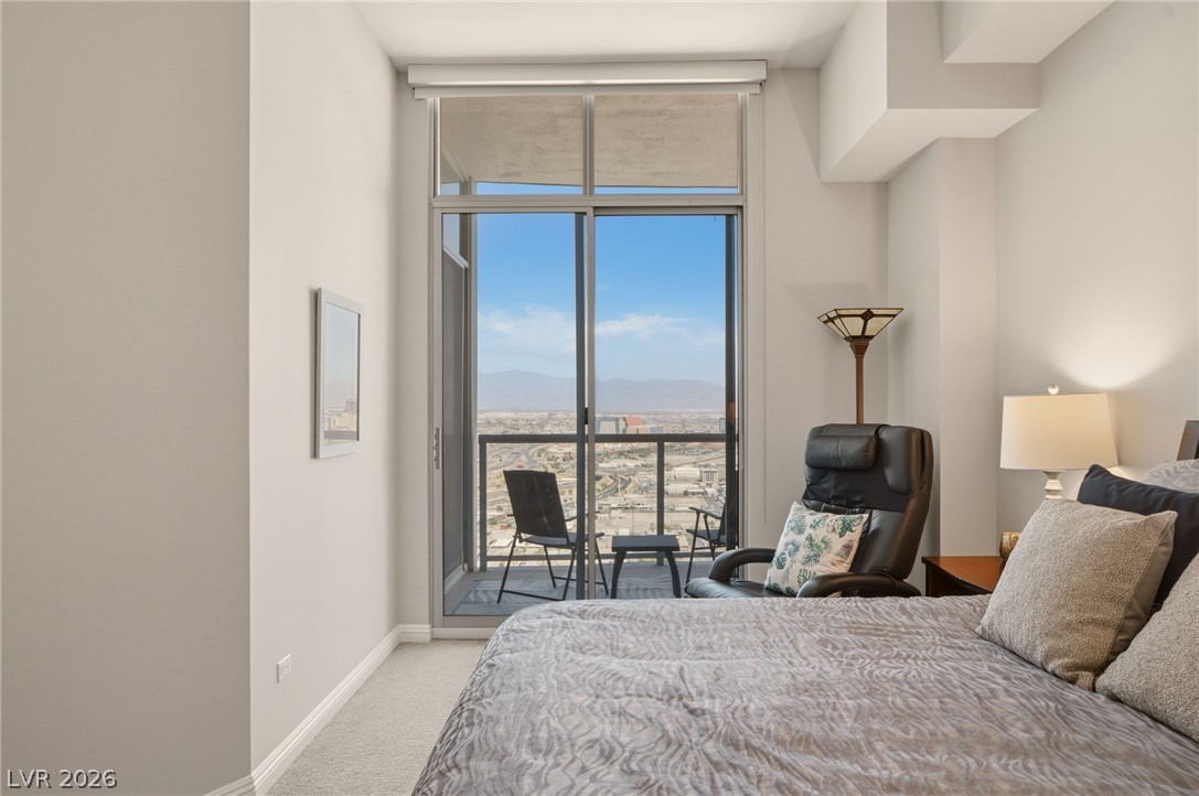 200 West Sahara Avenue 4004