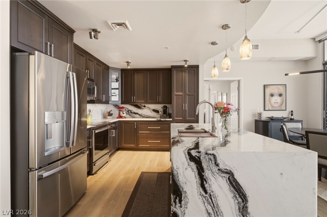 200 West Sahara Avenue 4004
